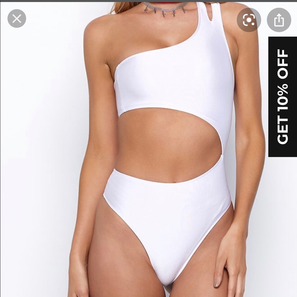 Beginning boutique cutout one shoulder bodysuit